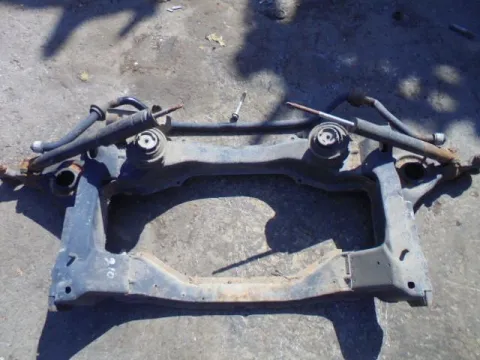 Γέφυρα Εμπρός Πλαίσιο για MERCEDES E - CLASS (1996 - 1999) (W210) *ΔΒ* ΠΑΛΕΤΑ 101 *195477* Γέφυρα Εμπρός Πλαίσιο για MERCEDES E - CLASS (1996 - 1999) (W210) *ΔΒ* ΠΑΛΕΤΑ 101 *195477*