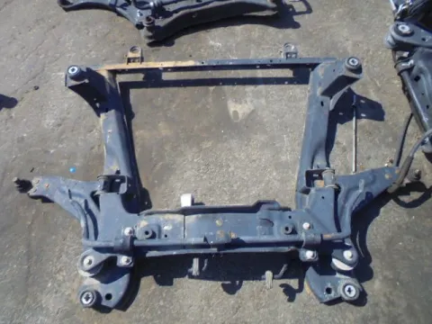Γέφυρα Εμπρός Πλαίσιο για FORD MONDEO (2003 - 2007) Mk3b *ΔΒ* ΠΑΛΕΤΑ 37 *192843* Γέφυρα Εμπρός Πλαίσιο για FORD MONDEO (2003 - 2007) Mk3b *ΔΒ* ΠΑΛΕΤΑ 37 *192843*
