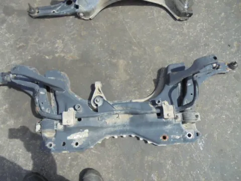 Γέφυρα Εμπρός Οριζόντια για FORD FOCUS (1998 - 2001) Mk1a *ΔΒ* ΠΑΛΕΤΑ 45 *193414* Γέφυρα Εμπρός Οριζόντια για FORD FOCUS (1998 - 2001) Mk1a *ΔΒ* ΠΑΛΕΤΑ 45 *193414*