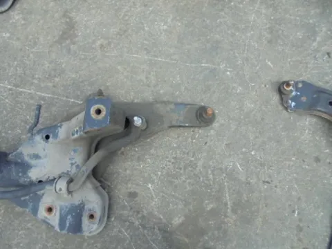Ψαλίδι Εμπρός Δεξί για MITSUBISHI CARISMA (1999 - 2004) (DA) *ΔΒ* ΠΑΛΕΤΑ 43 *193412* Ψαλίδι Εμπρός Δεξί για MITSUBISHI CARISMA (1999 - 2004) (DA) *ΔΒ* ΠΑΛΕΤΑ 43 *193412*