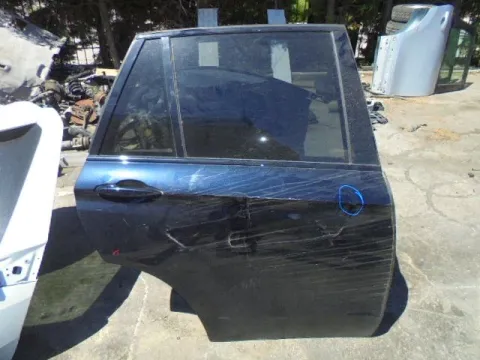 Πόρτα Πίσω Δεξιά (Λίγο Χτυπημένη) για BMW X5 (2014 - ) Πόρτα Πίσω Δεξιά (Λίγο Χτυπημένη) για BMW X5 (2014 - )
