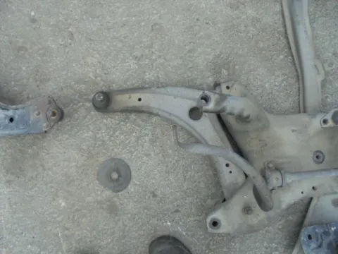 Ψαλίδι Εμπρός Αριστερό για MITSUBISHI LANCER (2008 - ) (CX-CY) *ΔΒ*