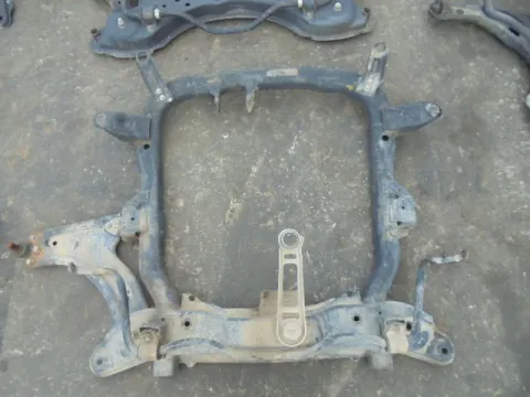 Γέφυρα Εμπρός Πλαίσιο για OPEL CORSA (2000 - 2004) C *ΔΒ* ΠΑΛΕΤΑ 64 *193849* Γέφυρα Εμπρός Πλαίσιο για OPEL CORSA (2000 - 2004) C *ΔΒ* ΠΑΛΕΤΑ 64 *193849*