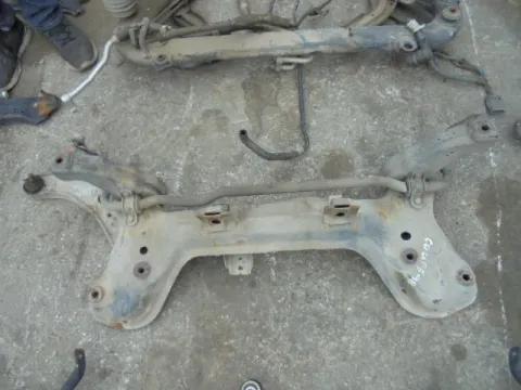 Γέφυρα Εμπρός Οριζόντια για HYUNDAI COUPE (1997- 1999) (RD) *ΔΒ* ΠΑΛΕΤΑ 61 *193846* Γέφυρα Εμπρός Οριζόντια για HYUNDAI COUPE (1997- 1999) (RD) *ΔΒ* ΠΑΛΕΤΑ 61 *193846*