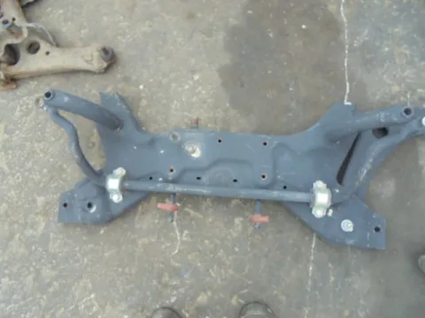 Γέφυρα Εμπρός Οριζόντια για MITSUBISHI COLT (2005 - 2008 ) (CZ) *ΔΒ* ΠΑΛΕΤΑ 86 *195226* Γέφυρα Εμπρός Οριζόντια για MITSUBISHI COLT (2005 - 2008 ) (CZ) *ΔΒ* ΠΑΛΕΤΑ 86 *195226*