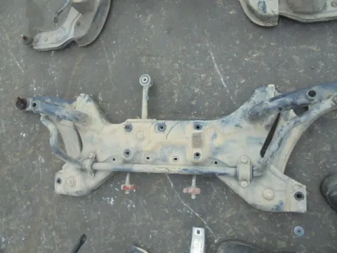 Γέφυρα Εμπρός Οριζόντια για MITSUBISHI COLT (2005 - 2008 ) (CZ) *ΔΒ* ΠΑΛΕΤΑ 61 *193846* Γέφυρα Εμπρός Οριζόντια για MITSUBISHI COLT (2005 - 2008 ) (CZ) *ΔΒ* ΠΑΛΕΤΑ 61 *193846*