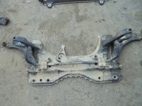 Γέφυρα Εμπρός Οριζόντια για FORD FOCUS (1998 - 2001) Mk1a *ΔΒ* ΠΑΛΕΤΑ 69 *193854* Γέφυρα Εμπρός Οριζόντια για FORD FOCUS (1998 - 2001) Mk1a *ΔΒ* ΠΑΛΕΤΑ 69 *193854*