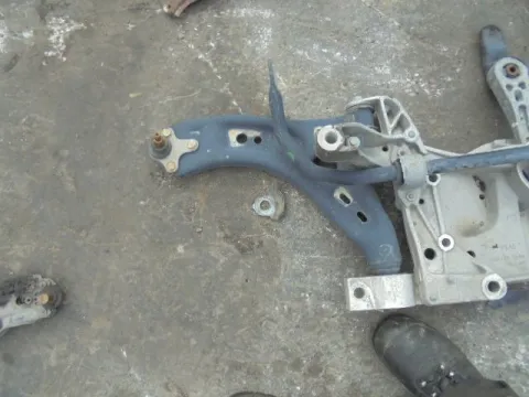 Ψαλίδι Εμπρός Αριστερό για VW GOLF (2004 - 2008) Mk5 (1K1) *ΔΒ* / ΠΑΛΕΤΑ *82*