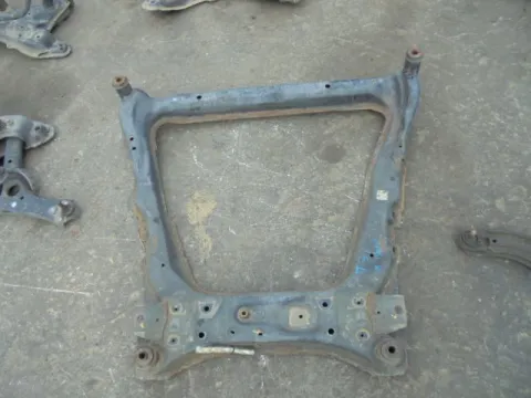 Γέφυρα Εμπρός Πλαίσιο για NISSAN X-TRAIL (2007 - 2011) (T31) *ΔΒ* ΠΑΛΕΤΑ 73 *194636* Γέφυρα Εμπρός Πλαίσιο για NISSAN X-TRAIL (2007 - 2011) (T31) *ΔΒ* ΠΑΛΕΤΑ 73 *194636*