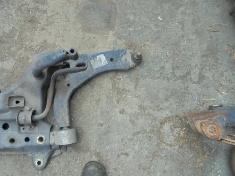 Ψαλίδι Εμπρός Δεξί για FORD FIESTA (2002 - 2005) Mk5a *ΔΒ* ΠΑΛΕΤΑ 70 *193855* Ψαλίδι Εμπρός Δεξί για FORD FIESTA (2002 - 2005) Mk5a *ΔΒ* ΠΑΛΕΤΑ 70 *193855*