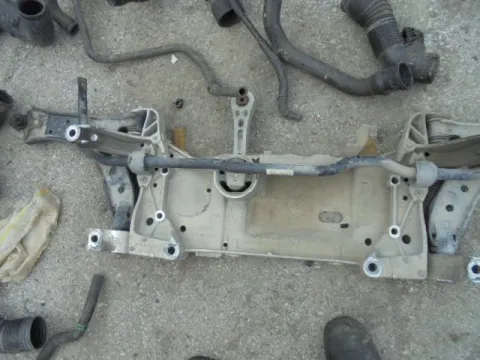 Γέφυρα Εμπρός Οριζόντια για VW GOLF (2004 - 2008) Mk5 (1K1) *ΔΒ* ΠΑΛΕΤΑ 191 *208765* Γέφυρα Εμπρός Οριζόντια για VW GOLF (2004 - 2008) Mk5 (1K1) *ΔΒ* ΠΑΛΕΤΑ 191 *208765*