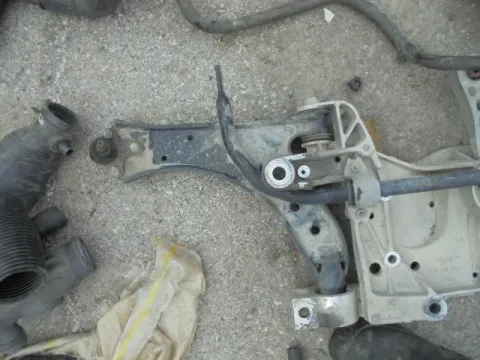 Ψαλίδι Εμπρός Αριστερό για VW GOLF (2004 - 2008) Mk5 (1K1) *ΔΒ*