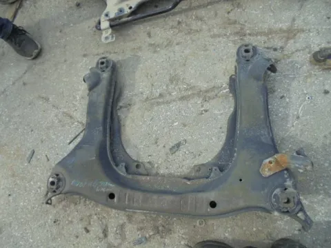 Γέφυρα Εμπρός Πλαίσιο για AUDI A4 (2005 - 2008) (8E) (8H) *ΔΒ*   ΠΑΛΕΤΑ 256 *222699* Γέφυρα Εμπρός Πλαίσιο για AUDI A4 (2005 - 2008) (8E) (8H) *ΔΒ*   ΠΑΛΕΤΑ 256 *222699*