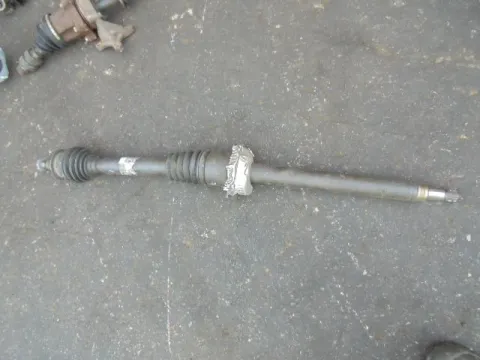 Ημιαξόνιο Εμπρός Δεξί Χειροκίνητο (Petrol) για MERCEDES A - CLASS (2004 - 2008) (W169) Ημιαξόνιο Εμπρός Δεξί Χειροκίνητο (Petrol) για MERCEDES A - CLASS (2004 - 2008) (W169)