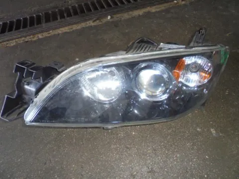Φανάρι Εμπρός Αριστερό ΙΜΙΤΑΤΙΟΝ για MAZDA 3 (2004 - 2006) (BK) Sedan - 4dr Φανάρι Εμπρός Αριστερό ΙΜΙΤΑΤΙΟΝ για MAZDA 3 (2004 - 2006) (BK) Sedan - 4dr