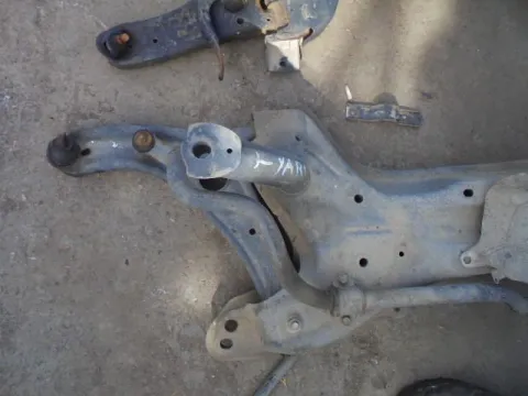 Ψαλίδι Εμπρός Αριστερό για TOYOTA YARIS (2003 - 2005) (XP10) *ΔΒ* ΠΑΛΕΤΑ 72 *194635* Ψαλίδι Εμπρός Αριστερό για TOYOTA YARIS (2003 - 2005) (XP10) *ΔΒ* ΠΑΛΕΤΑ 72 *194635*