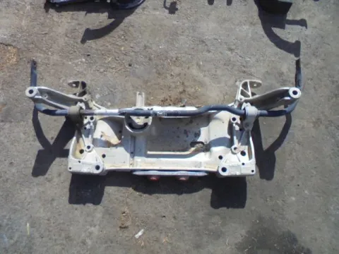 Γέφυρα Εμπρός Οριζόντια για VW GOLF (2004 - 2008) Mk5 (1K1) *ΔΒ* / ΠΑΛΕΤΑ *82* Γέφυρα Εμπρός Οριζόντια για VW GOLF (2004 - 2008) Mk5 (1K1) *ΔΒ* / ΠΑΛΕΤΑ *82*