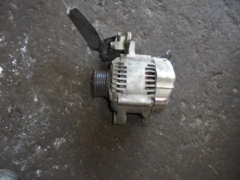 Δυναμό - Εναλλάκτης για DAIHATSU TERIOS (2006 - 2009) (J200) Δυναμό - Εναλλάκτης για DAIHATSU TERIOS (2006 - 2009) (J200)