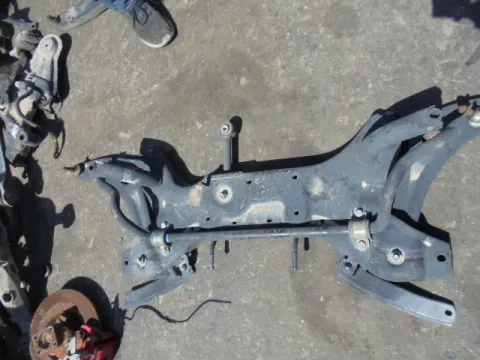 Γέφυρα Εμπρός Οριζόντια για MITSUBISHI COLT (2005 - 2008 ) (CZ) 1500 4A91 petrol 109 *ΔΒ* Γέφυρα Εμπρός Οριζόντια για MITSUBISHI COLT (2005 - 2008 ) (CZ) 1500 4A91 petrol 109 *ΔΒ*