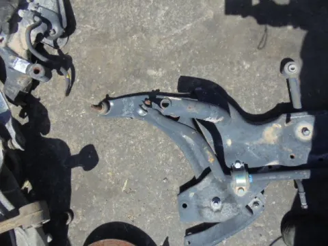 Γέφυρα Εμπρός Οριζόντια για MITSUBISHI COLT (2005 - 2008 ) (CZ) 1500 4A91 petrol 109 *ΔΒ* Γέφυρα Εμπρός Οριζόντια για MITSUBISHI COLT (2005 - 2008 ) (CZ) 1500 4A91 petrol 109 *ΔΒ*