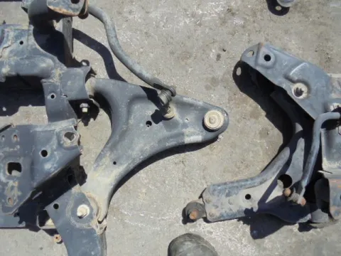 Ψαλίδι Εμπρός Δεξί για DAIHATSU TERIOS (2006 - 2009) (J200) *ΔΒ* Ψαλίδι Εμπρός Δεξί για DAIHATSU TERIOS (2006 - 2009) (J200) *ΔΒ*