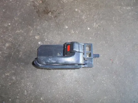Πετούγια Πόρτας Εσωτερική Πίσω Δεξιά για DAIHATSU TERIOS (2006 - 2009) (J200) Πετούγια Πόρτας Εσωτερική Πίσω Δεξιά για DAIHATSU TERIOS (2006 - 2009) (J200)