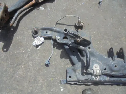 Ψαλίδι Εμπρός Αριστερό για FORD FIESTA (2008 - 2012) Mk6 (JA8) *ΔΒ* Ψαλίδι Εμπρός Αριστερό για FORD FIESTA (2008 - 2012) Mk6 (JA8) *ΔΒ*