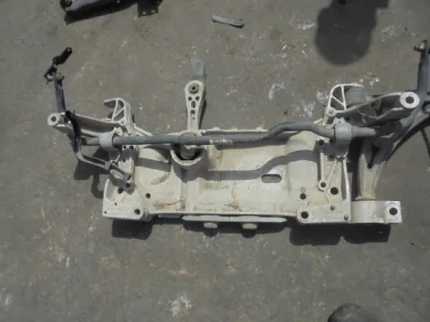 Γέφυρα Εμπρός Οριζόντια για VW GOLF (2004 - 2008) Mk5 (1K1) *ΔΒ* Γέφυρα Εμπρός Οριζόντια για VW GOLF (2004 - 2008) Mk5 (1K1) *ΔΒ*