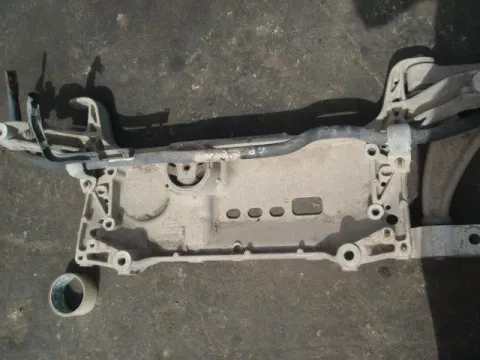 Γέφυρα Εμπρός Οριζόντια για VW PASSAT (2005 - 2011) (3C2) *ΔΒ* Γέφυρα Εμπρός Οριζόντια για VW PASSAT (2005 - 2011) (3C2) *ΔΒ*