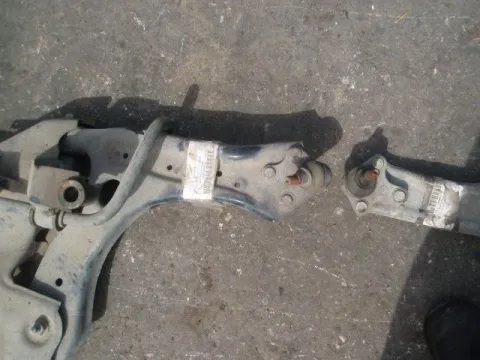 Ψαλίδι Εμπρός Δεξί για VW POLO (2009 - 2014) (6R) *ΔΒ* Ψαλίδι Εμπρός Δεξί για VW POLO (2009 - 2014) (6R) *ΔΒ*