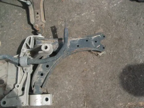 Ψαλίδι Εμπρός Δεξί για VW GOLF (2004 - 2008) Mk5 (1K1) *ΔΒ* Ψαλίδι Εμπρός Δεξί για VW GOLF (2004 - 2008) Mk5 (1K1) *ΔΒ*