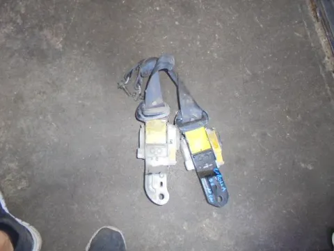 Ζώνη Ασφαλείας Σετ Αριστερή Δεξιά για TOYOTA COROLLA (1992 - 1997) (AE100) Ζώνη Ασφαλείας Σετ Αριστερή Δεξιά για TOYOTA COROLLA (1992 - 1997) (AE100)
