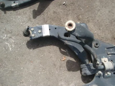 Ψαλίδι Εμπρός Αριστερό για FORD FOCUS (2004 - 2008) Mk2a (DA3 - C307) *ΔΒ* Ψαλίδι Εμπρός Αριστερό για FORD FOCUS (2004 - 2008) Mk2a (DA3 - C307) *ΔΒ*