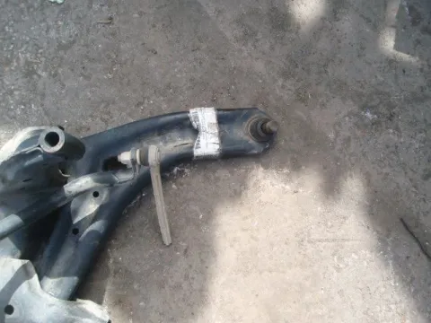 Ψαλίδι Εμπρός Δεξί για FORD FIESTA (2008 - 2012) Mk6 (JA8) *ΔΒ* Ψαλίδι Εμπρός Δεξί για FORD FIESTA (2008 - 2012) Mk6 (JA8) *ΔΒ*