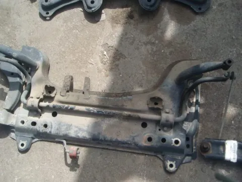 Γέφυρα Εμπρός Οριζόντια για FORD FIESTA (2002 - 2005) Mk5a *ΔΒ* ΠΑΛΕΤΑ 81 *195221* Γέφυρα Εμπρός Οριζόντια για FORD FIESTA (2002 - 2005) Mk5a *ΔΒ* ΠΑΛΕΤΑ 81 *195221*