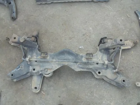 Γέφυρα Εμπρός Οριζόντια για FORD ESCORT (1995 - 1998) MK7 *ΔΒ* ΠΑΛΕΤΑ 84 *195224* Γέφυρα Εμπρός Οριζόντια για FORD ESCORT (1995 - 1998) MK7 *ΔΒ* ΠΑΛΕΤΑ 84 *195224*