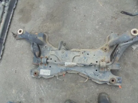 Γέφυρα Εμπρός Οριζόντια για FORD FOCUS (2004 - 2008) Mk2a (DA3 - C307) *ΔΒ* ΠΑΛΕΤΑ 84 *195224* Γέφυρα Εμπρός Οριζόντια για FORD FOCUS (2004 - 2008) Mk2a (DA3 - C307) *ΔΒ* ΠΑΛΕΤΑ 84 *195224*