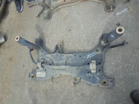 Γέφυρα Εμπρός Οριζόντια για FORD FOCUS (2004 - 2008) Mk2a (DA3 - C307) *ΔΒ* ΠΑΛΕΤΑ 220 *212498* Γέφυρα Εμπρός Οριζόντια για FORD FOCUS (2004 - 2008) Mk2a (DA3 - C307) *ΔΒ* ΠΑΛΕΤΑ 220 *212498*