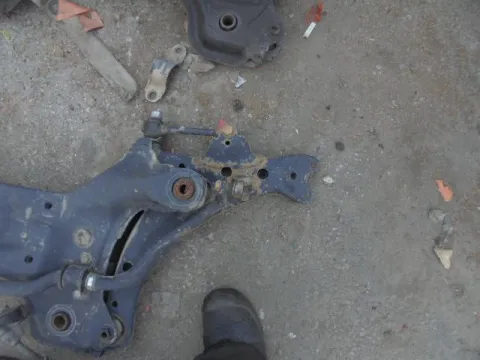 Ψαλίδι Εμπρός Δεξί για TOYOTA AVENSIS (1997 - 2000) (T220) , (2000 - 2003) (T220) *ΔΒ* Ψαλίδι Εμπρός Δεξί για TOYOTA AVENSIS (1997 - 2000) (T220) , (2000 - 2003) (T220) *ΔΒ*