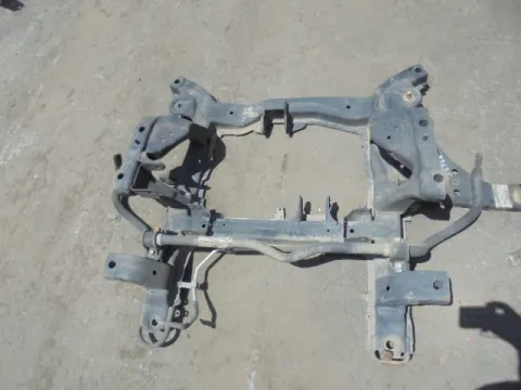 Γέφυρα Εμπρός Πλαίσιο για SUZUKI GRAND VITARA (2006 - 2009) (JB) *ΔΒ* Γέφυρα Εμπρός Πλαίσιο για SUZUKI GRAND VITARA (2006 - 2009) (JB) *ΔΒ*