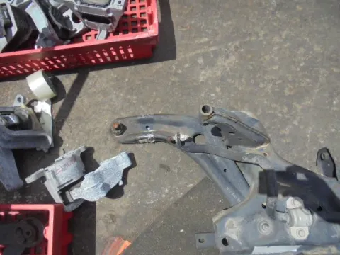 Ψαλίδι Εμπρός Αριστερό για FORD FIESTA (2008 - 2012) Mk6 (JA8) *ΔΒ* ΠΑΛΕΤΑ 91 *195467* Ψαλίδι Εμπρός Αριστερό για FORD FIESTA (2008 - 2012) Mk6 (JA8) *ΔΒ* ΠΑΛΕΤΑ 91 *195467*