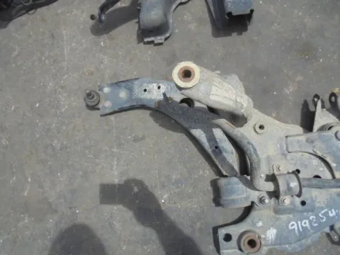 Ψαλίδι Εμπρός Αριστερό για FORD FOCUS (2004 - 2008) Mk2a (DA3 - C307) *ΔΒ* Ψαλίδι Εμπρός Αριστερό για FORD FOCUS (2004 - 2008) Mk2a (DA3 - C307) *ΔΒ*