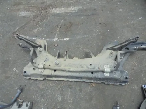 Γέφυρα Εμπρός Οριζόντια για FORD FIESTA (2008 - 2012) Mk6 (JA8) *ΔΒ* ΠΑΛΕΤΑ 92 *195468* Γέφυρα Εμπρός Οριζόντια για FORD FIESTA (2008 - 2012) Mk6 (JA8) *ΔΒ* ΠΑΛΕΤΑ 92 *195468*