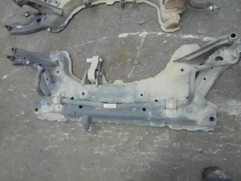 Γέφυρα Εμπρός Οριζόντια για FORD FIESTA (2008 - 2012) Mk6 (JA8) *ΔΒ* ΠΑΛΕΤΑ 92 *195468* Γέφυρα Εμπρός Οριζόντια για FORD FIESTA (2008 - 2012) Mk6 (JA8) *ΔΒ* ΠΑΛΕΤΑ 92 *195468*