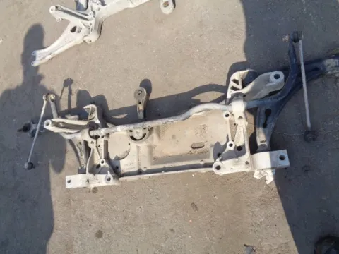 Γέφυρα Εμπρός Οριζόντια για VW GOLF (2009 - 2013) Mk6 (5K1) ΠΑΛΕΤΑ 92 *195731* *ΔΒ* Γέφυρα Εμπρός Οριζόντια για VW GOLF (2009 - 2013) Mk6 (5K1) ΠΑΛΕΤΑ 92 *195731* *ΔΒ*