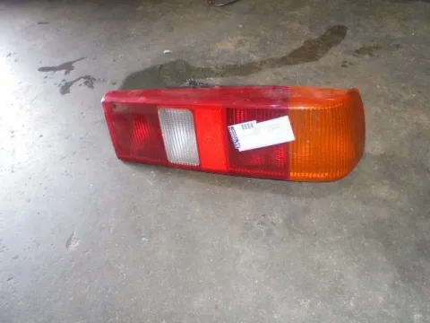 Φανάρι Πίσω Δεξί για FORD SIERRA (1982 - 1986) Mk1 Sedan - 4dr Φανάρι Πίσω Δεξί για FORD SIERRA (1982 - 1986) Mk1 Sedan - 4dr