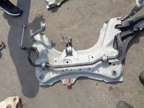 Γέφυρα Εμπρός Οριζόντια για RENAULT CLIO (2009 - 2013) ΠΑΛΕΤΑ 90 *195729* *ΔΒ* Γέφυρα Εμπρός Οριζόντια για RENAULT CLIO (2009 - 2013) ΠΑΛΕΤΑ 90 *195729* *ΔΒ*