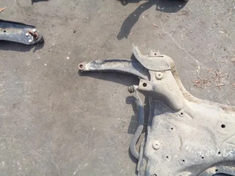 Ψαλίδι Εμπρός Αριστερό για CITROEN C4 (2004 - 2007) (LC) *ΔΒ* Ψαλίδι Εμπρός Αριστερό για CITROEN C4 (2004 - 2007) (LC) *ΔΒ*