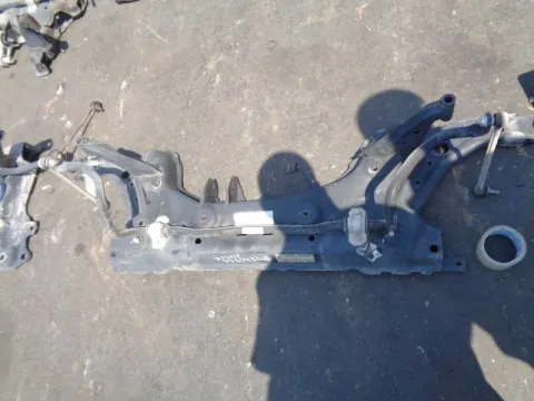 Γέφυρα Εμπρός Οριζόντια για FORD FIESTA (2008 - 2012) Mk6 (JA8) *ΔΒ* Γέφυρα Εμπρός Οριζόντια για FORD FIESTA (2008 - 2012) Mk6 (JA8) *ΔΒ*