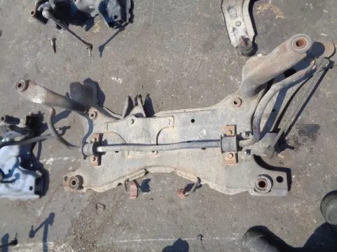 Γέφυρα Εμπρός Οριζόντια για FORD FOCUS (2004 - 2008) Mk2a (DA3 - C307) *ΔΒ* Γέφυρα Εμπρός Οριζόντια για FORD FOCUS (2004 - 2008) Mk2a (DA3 - C307) *ΔΒ*
